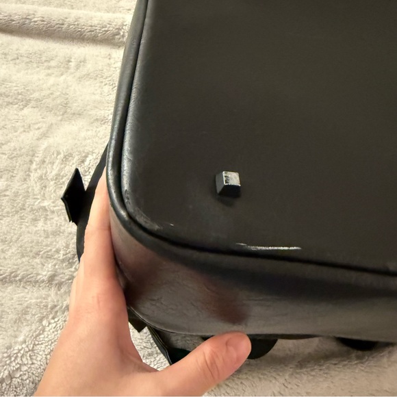 Beis Weekender Bag - Picture 7 of 8